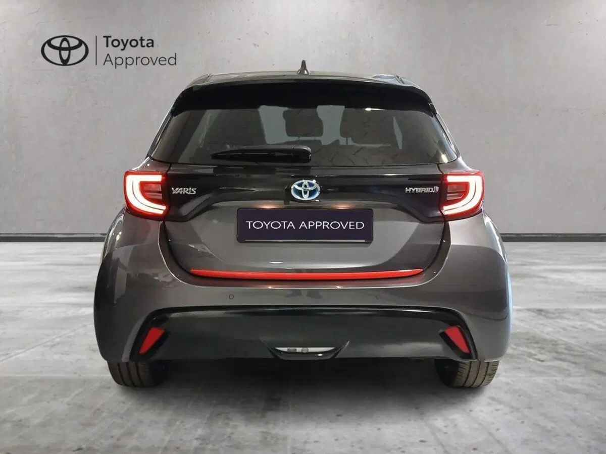Toyota Yaris usata a Genova (12)