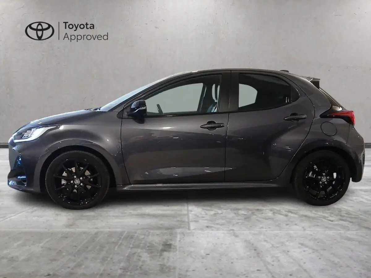 Toyota Yaris usata a Genova (3)