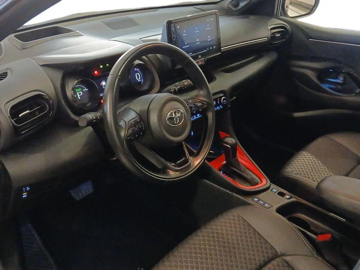 Toyota Yaris usata a Genova (7)