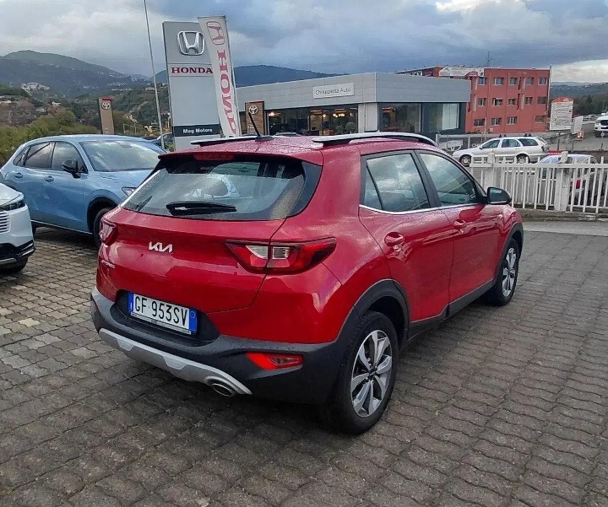 Kia Stonic usata a Cosenza (4)