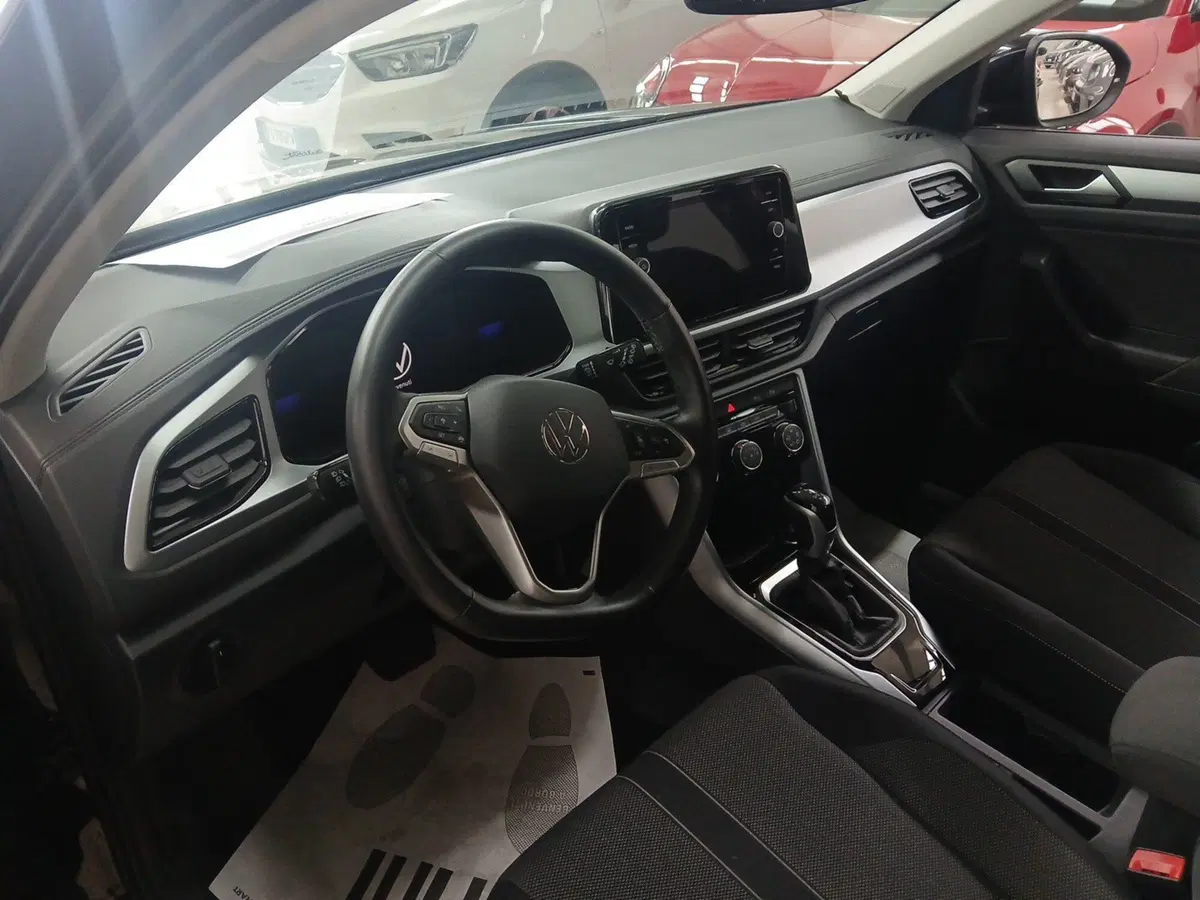 Volkswagen T-Roc usata a Lecce (14)