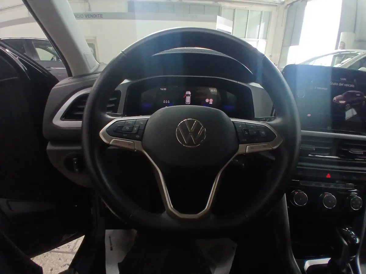 Volkswagen T-Roc usata a Lecce (18)