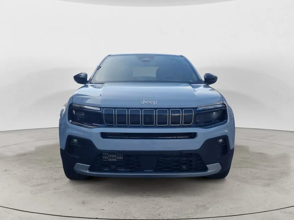 Jeep Avenger nuova a Brindisi (5)