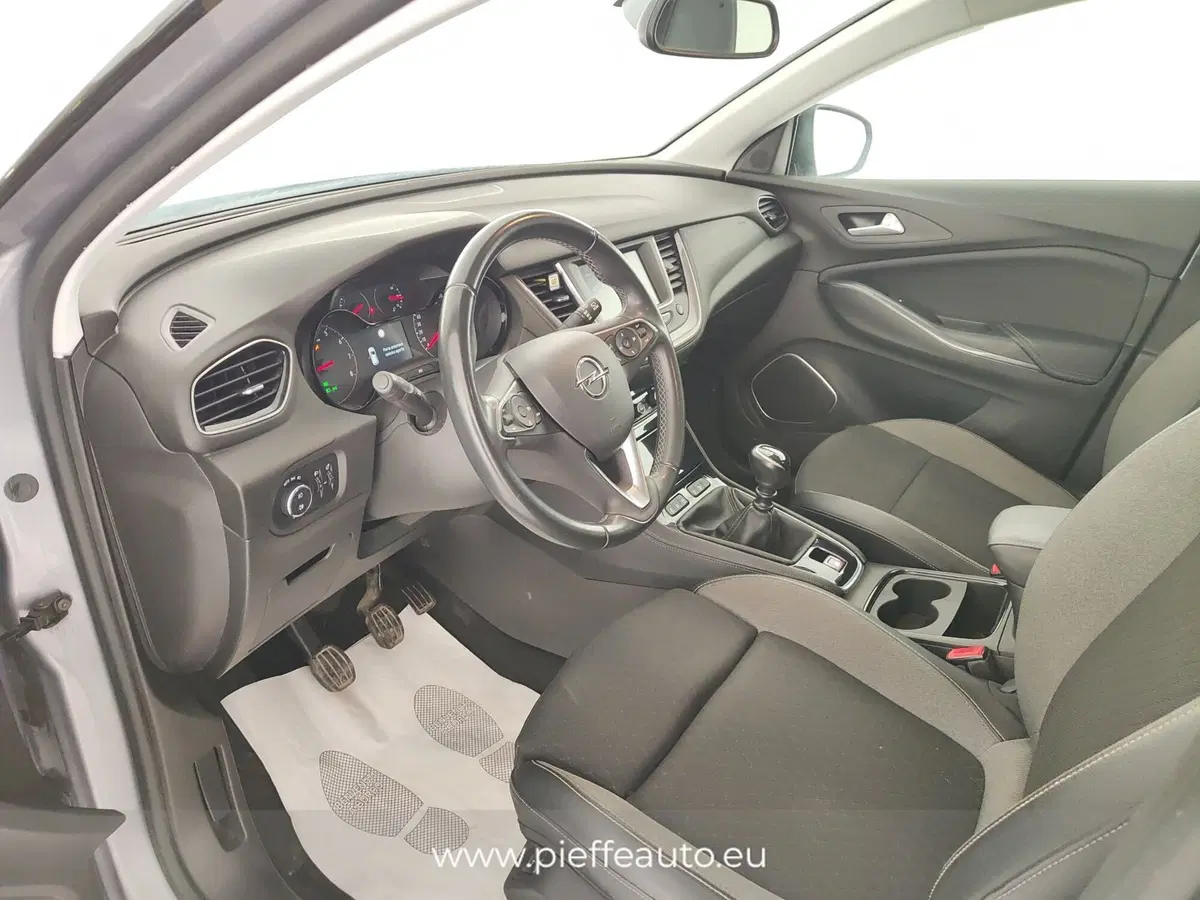 Opel Grandland X usata a Ascoli Piceno (11)