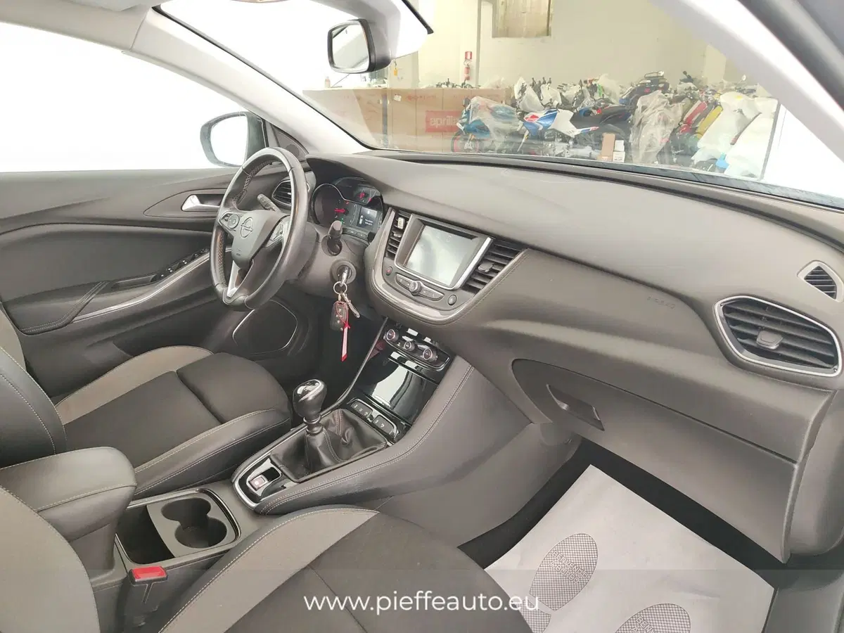 Opel Grandland X usata a Ascoli Piceno (12)