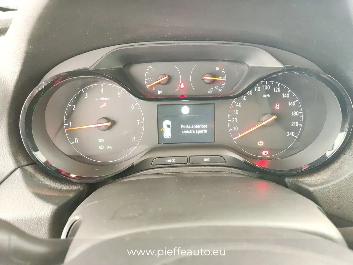 Opel Grandland X usata a Ascoli Piceno (18)