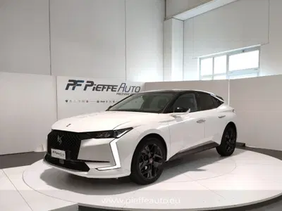Ds DS 4 DS4 1.5 bluehdi Performance Line 130cv auto del 2022 usata a Teramo