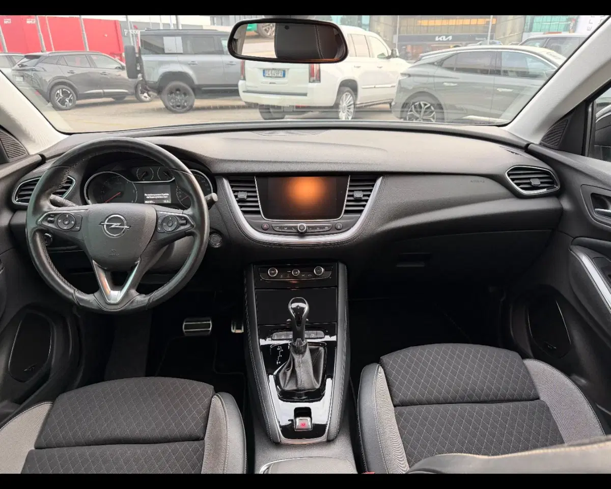 Opel Grandland X usata a Treviso (14)