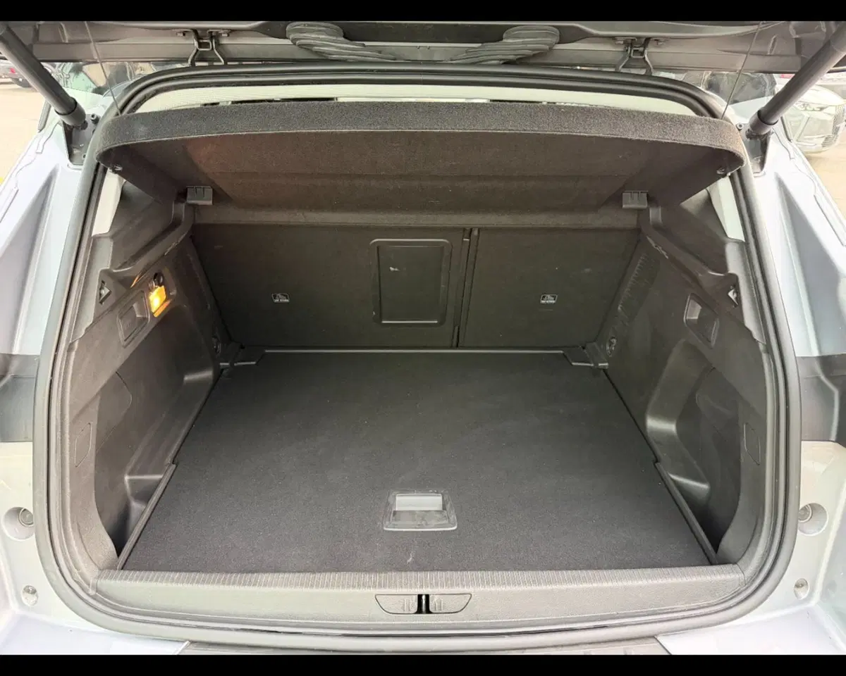 Opel Grandland X usata a Treviso (17)