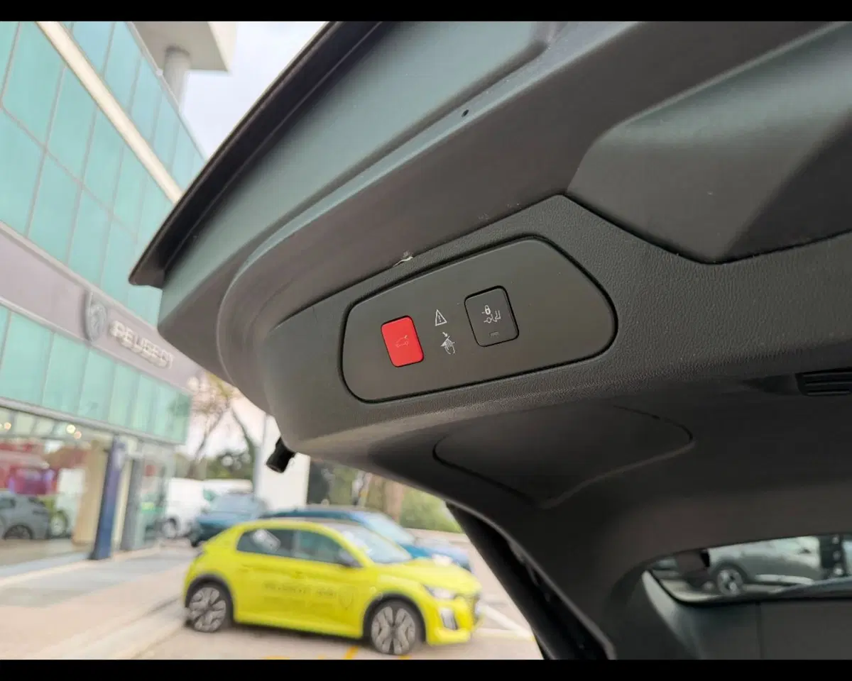 Opel Grandland X usata a Treviso (18)