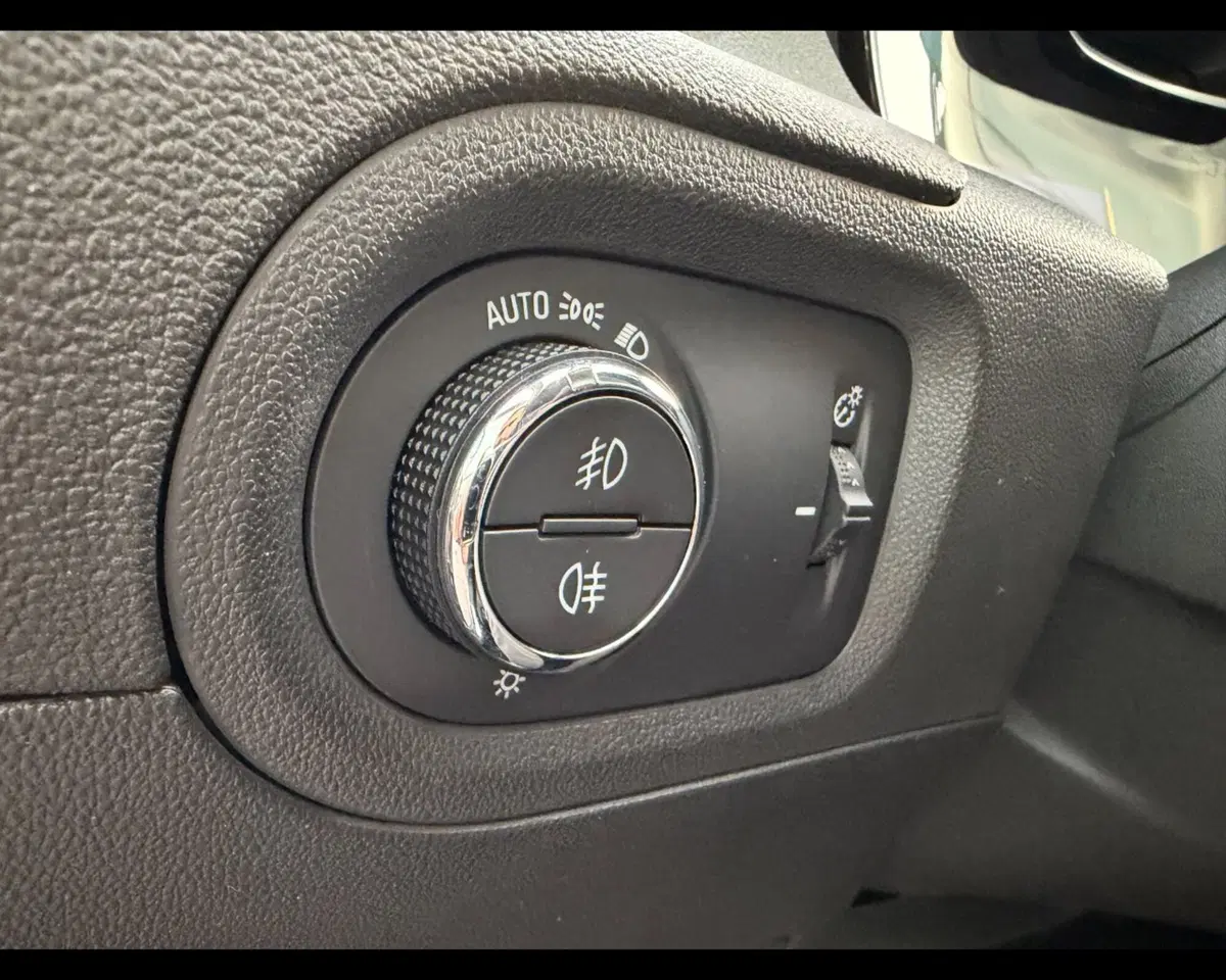 Opel Grandland X usata a Treviso (20)