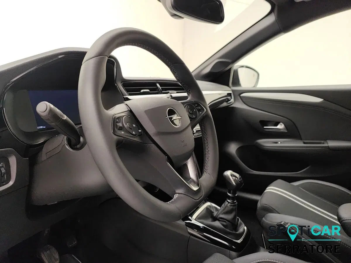 Opel Corsa usata a Como (9)