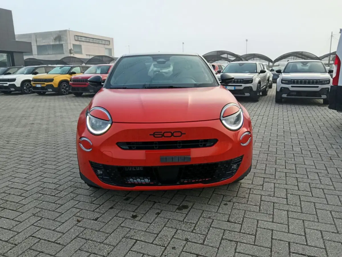 Fiat 600 nuova a Alessandria (2)