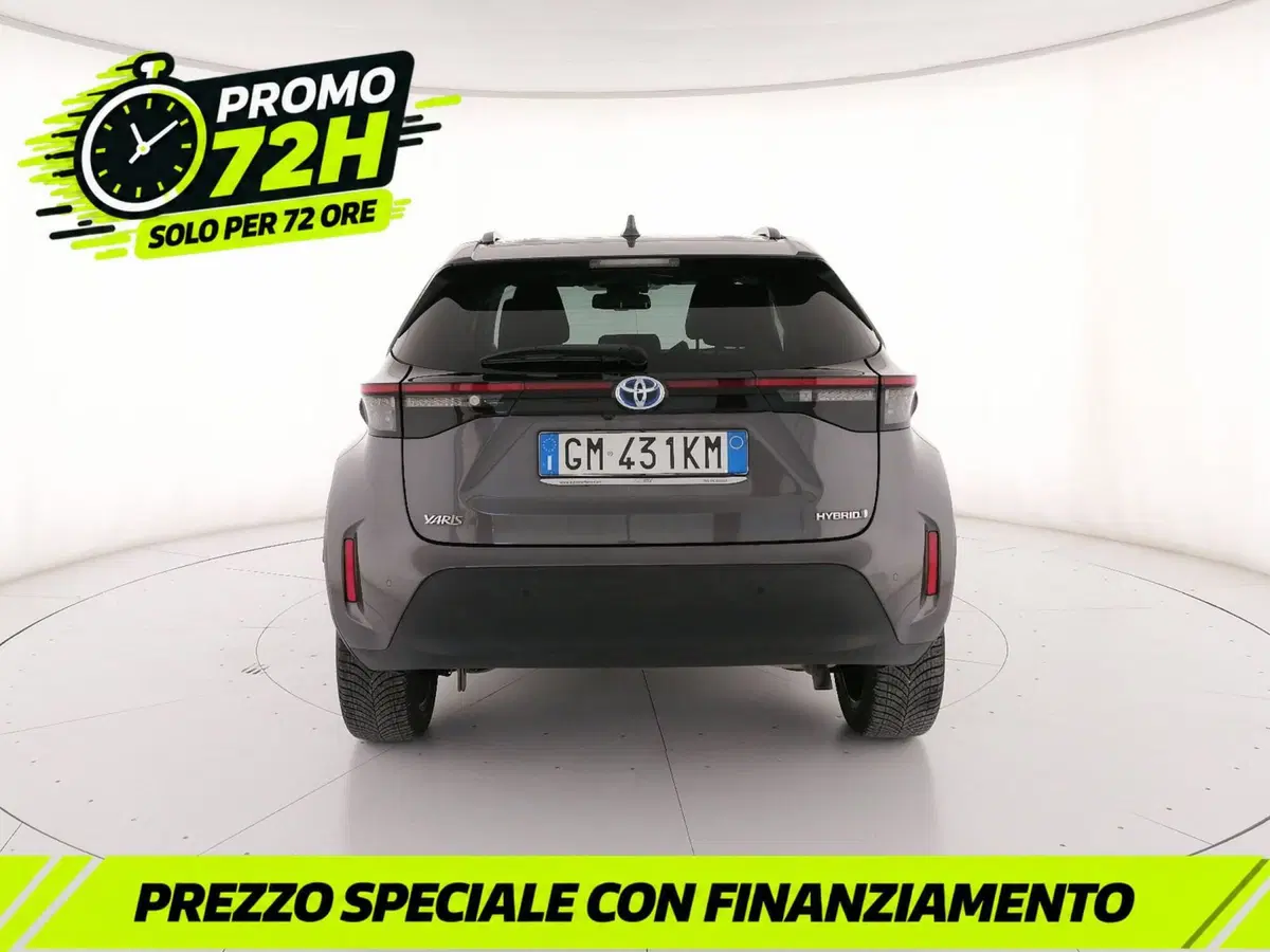 Toyota Yaris Cross usata a Roma (4)