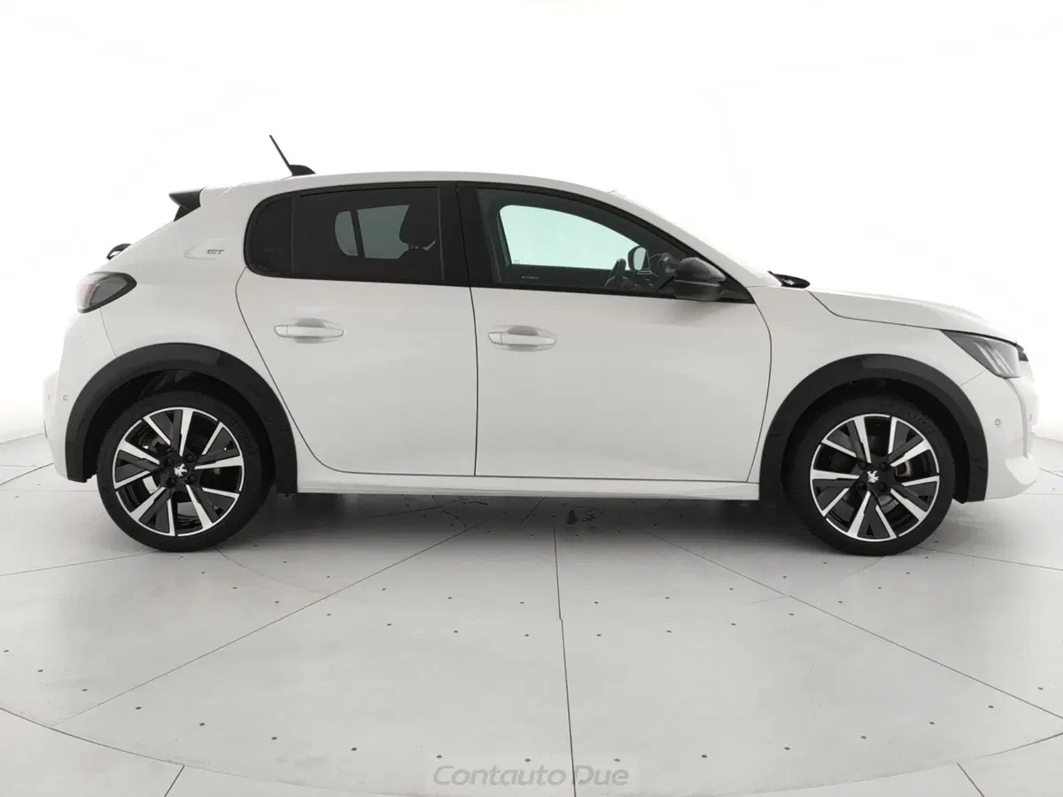 Peugeot 208 usata a Caserta (4)