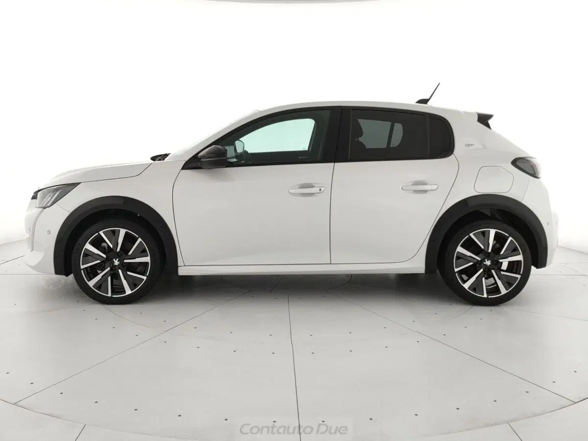 Peugeot 208 usata a Caserta (8)