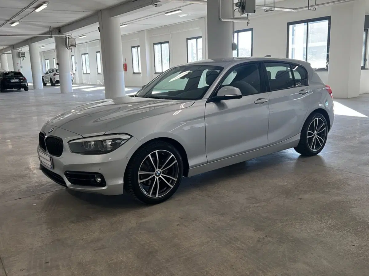 BMW Serie 1 5p. usata a Torino