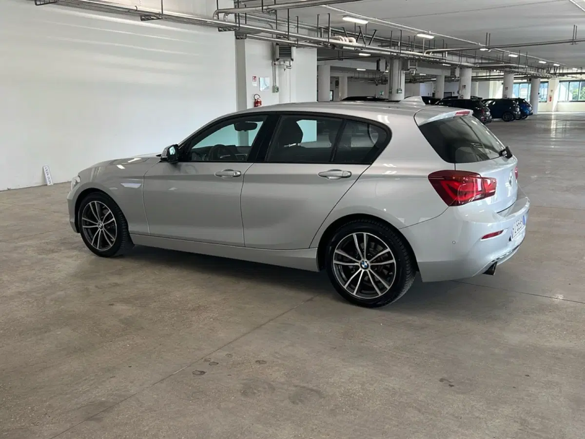 BMW Serie 1 5p. usata a Torino (3)