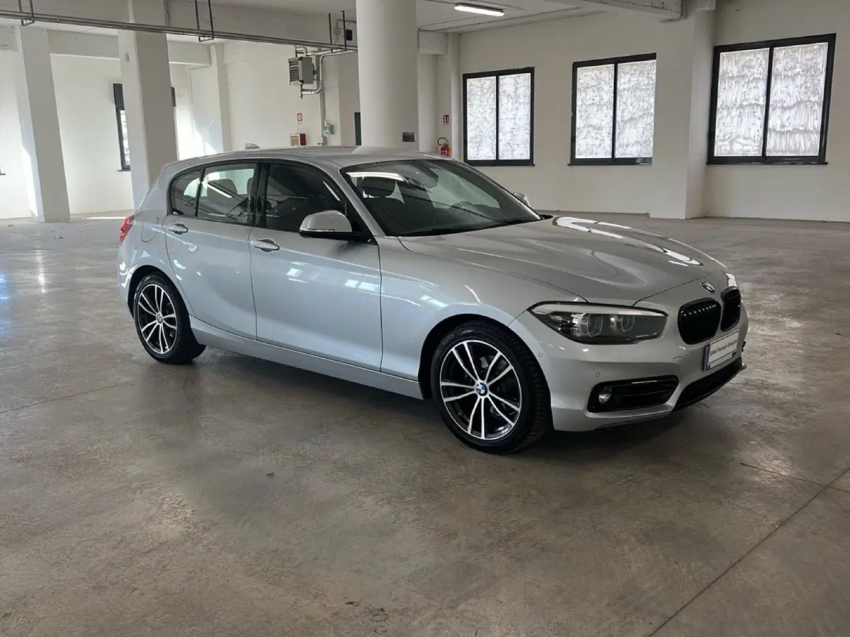 BMW Serie 1 5p. usata a Torino (7)