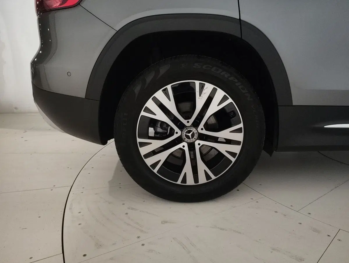 Mercedes-Benz GLB usata a Alessandria (14)