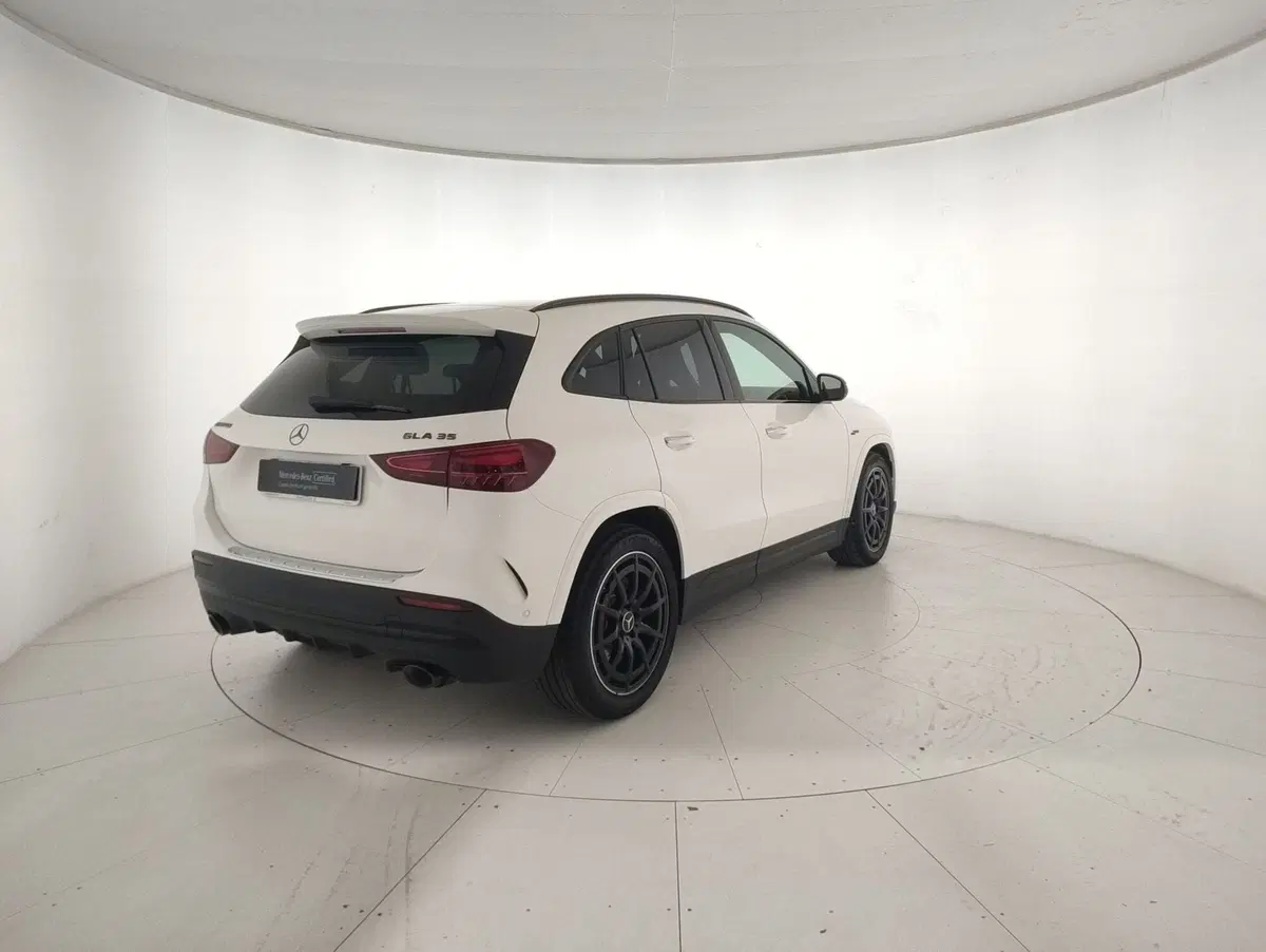 Mercedes-Benz GLA SUV usata  (4)