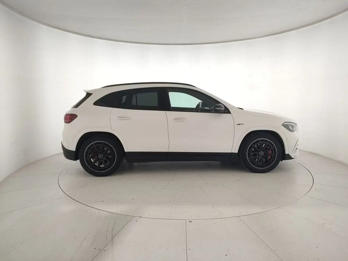Mercedes-Benz GLA SUV usata  (5)