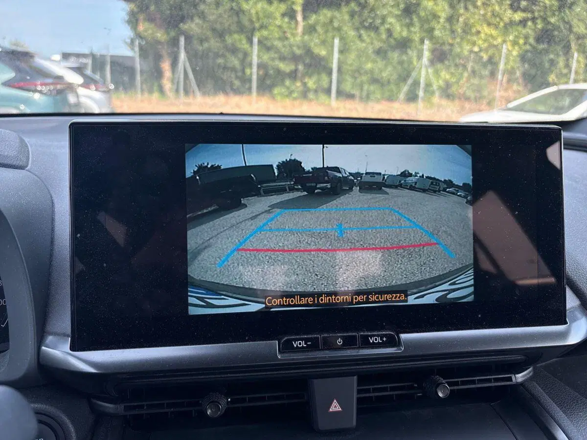 Toyota Toyota C-HR usata a Venezia (13)
