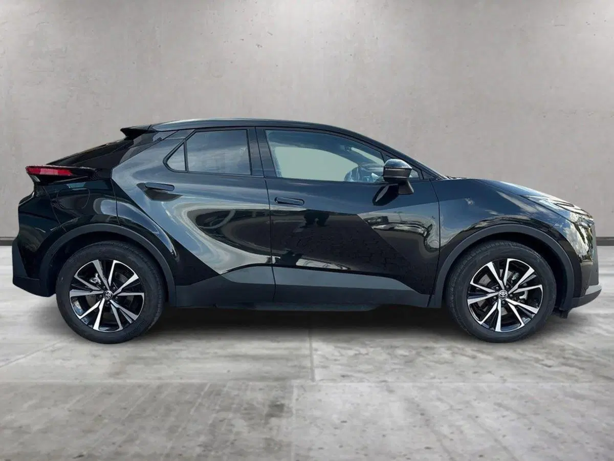 Toyota Toyota C-HR usata a Venezia (6)