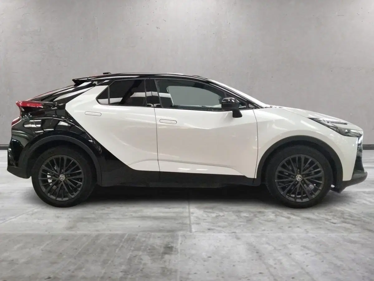 Toyota Toyota C-HR usata a Roma (4)