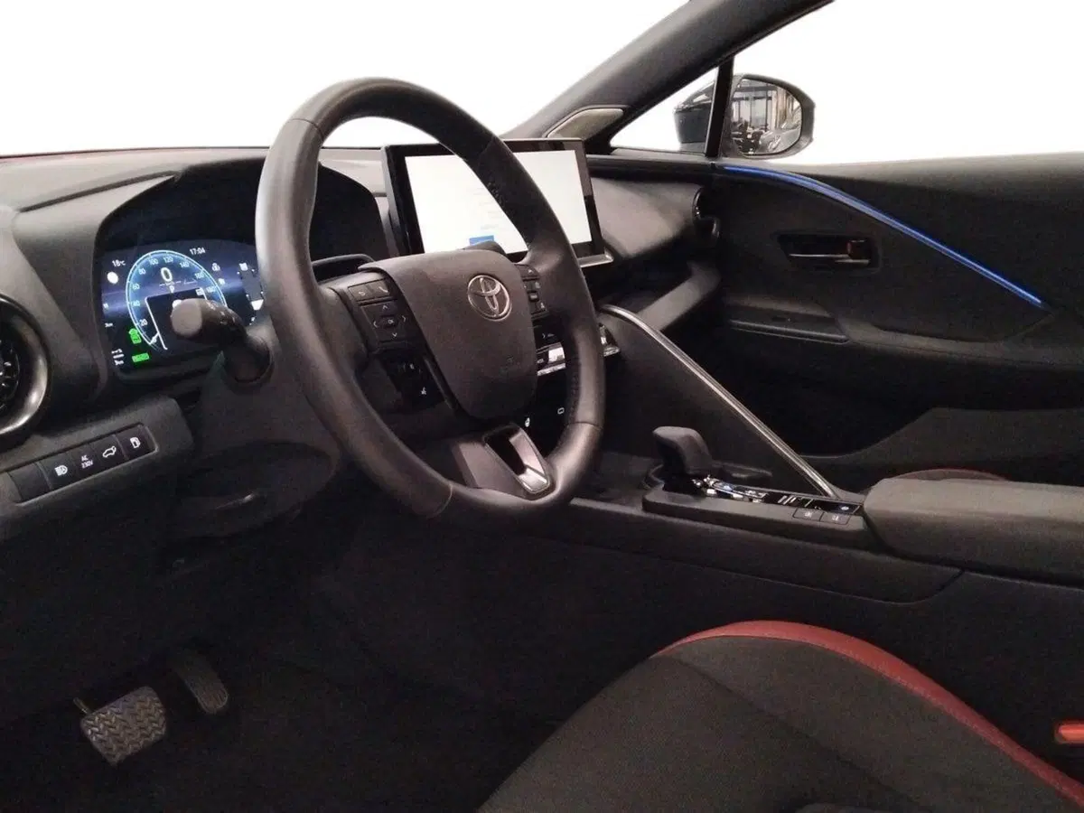 Toyota Toyota C-HR usata a Roma (6)