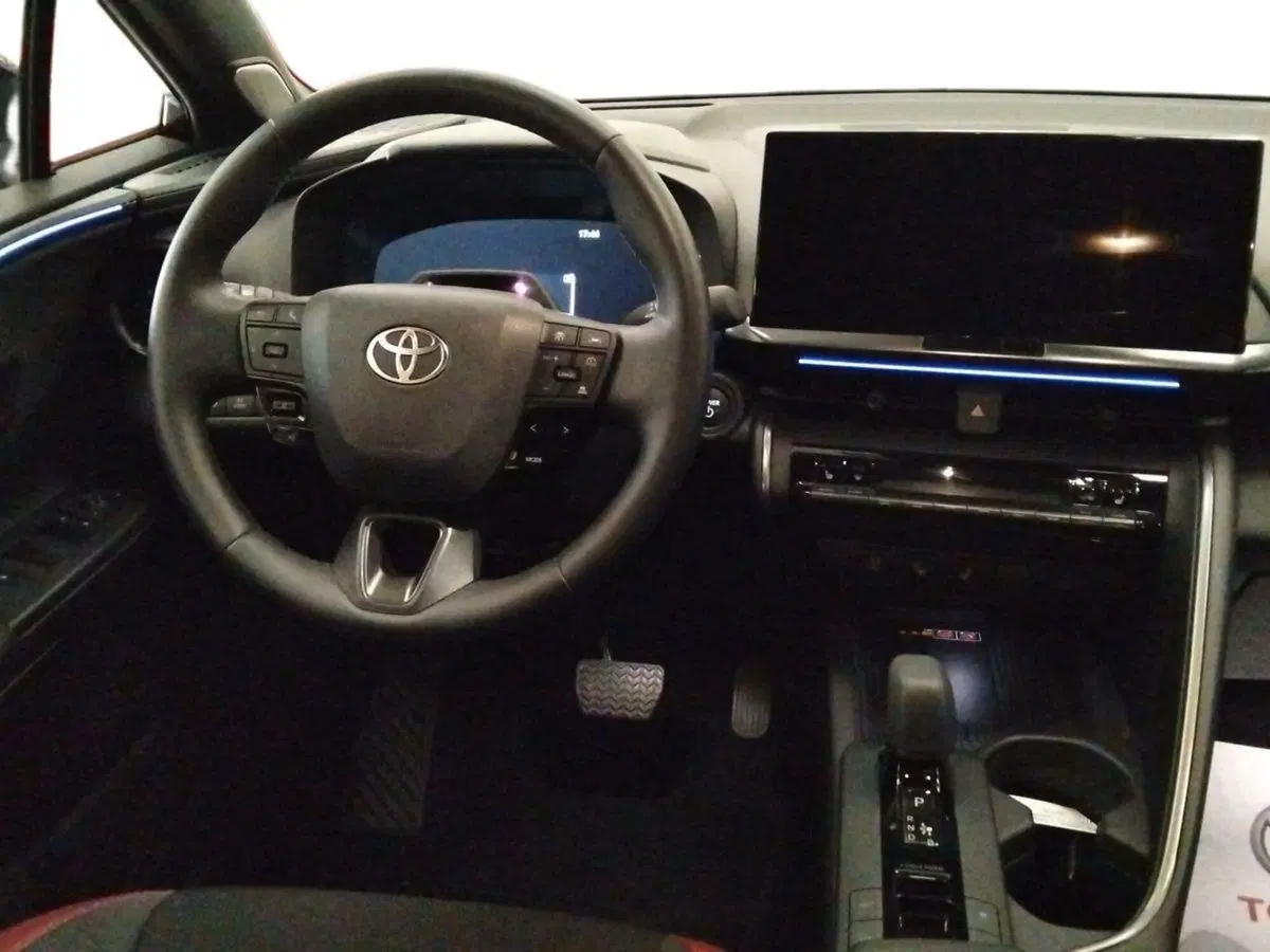 Toyota Toyota C-HR usata a Roma (7)