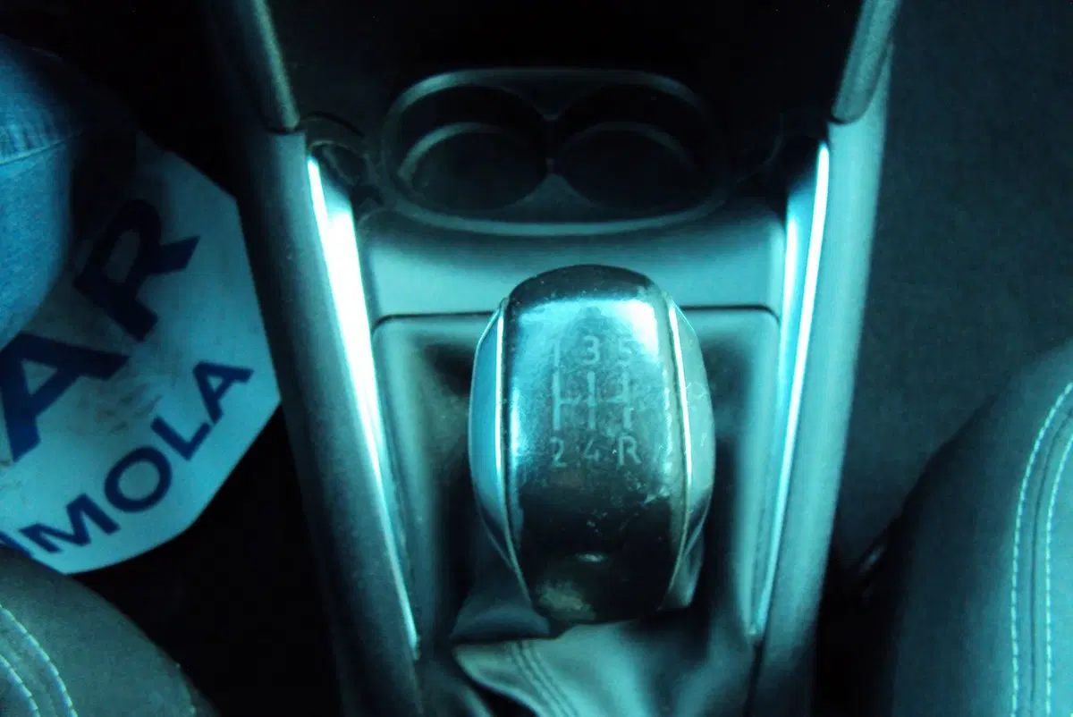 Peugeot 208 usata a Bologna (16)