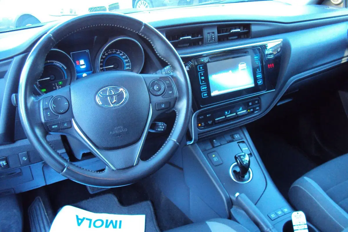 Toyota Auris usata a Bologna (10)