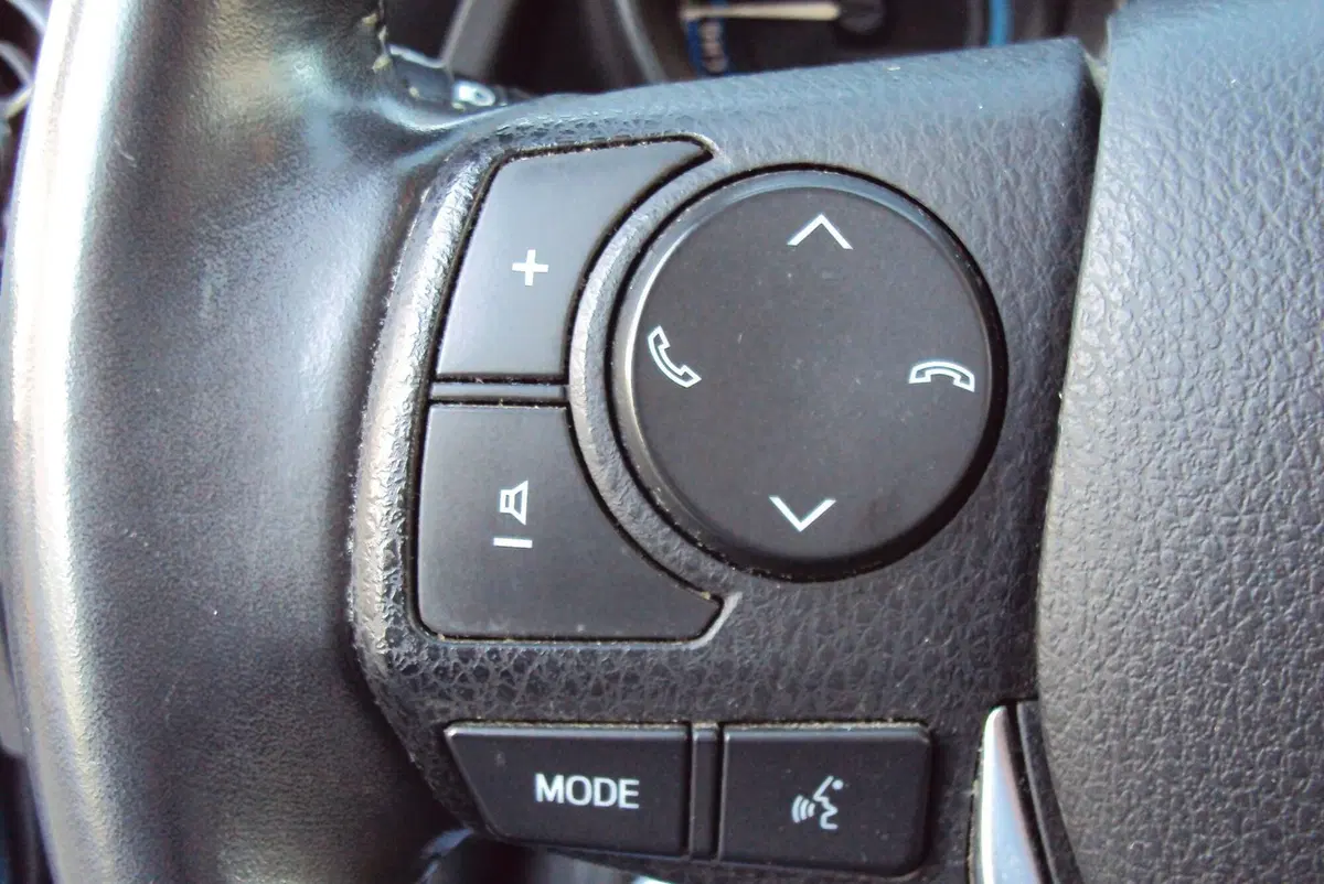 Toyota Auris usata a Bologna (18)