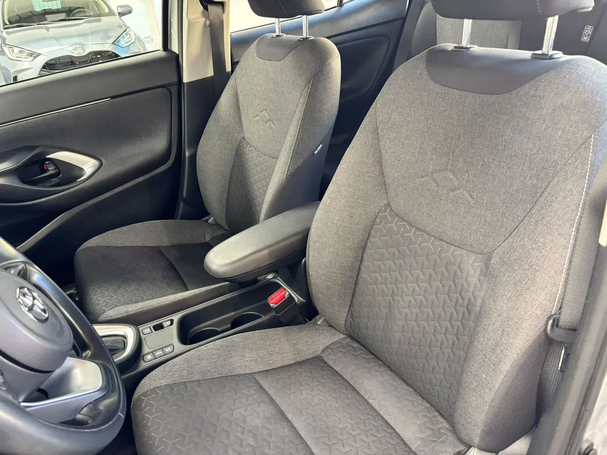 Toyota Yaris Cross usata a Modena (12)
