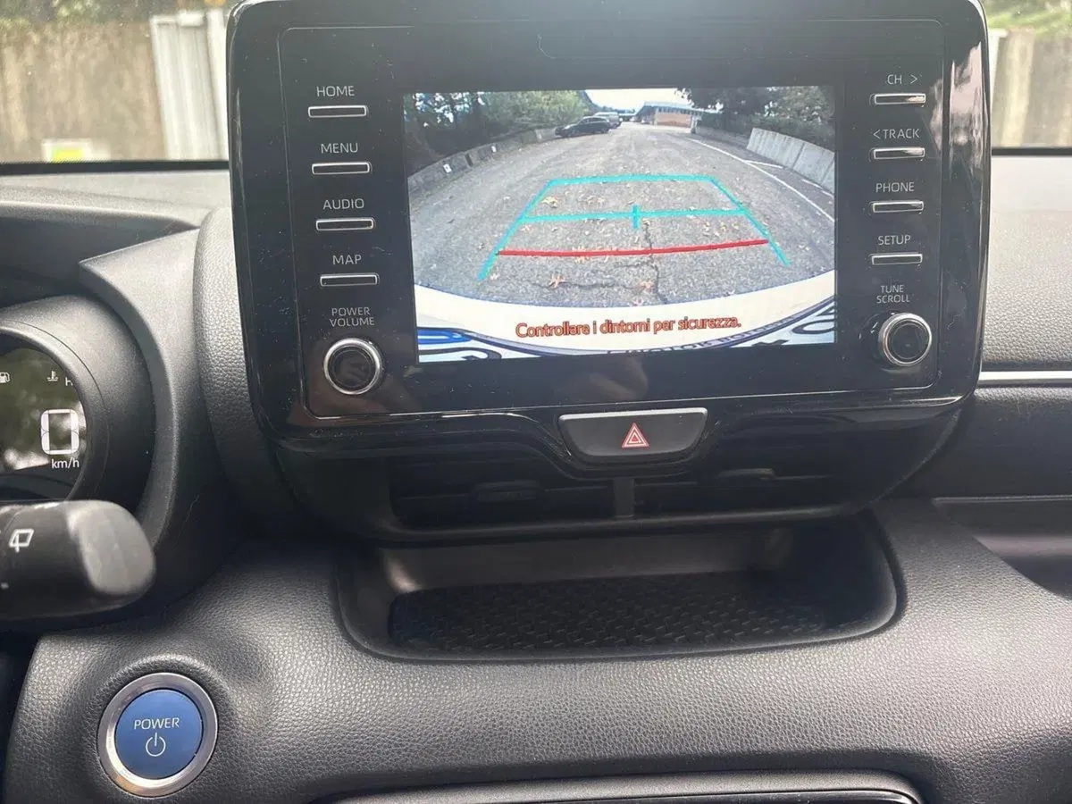 Toyota Yaris usata a Bologna (14)