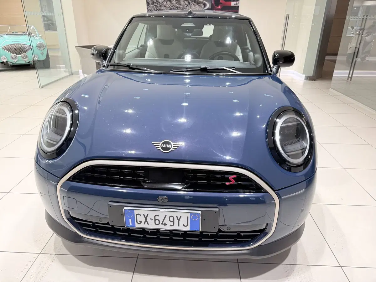 MINI Mini Cabrio usata a Latina (4)