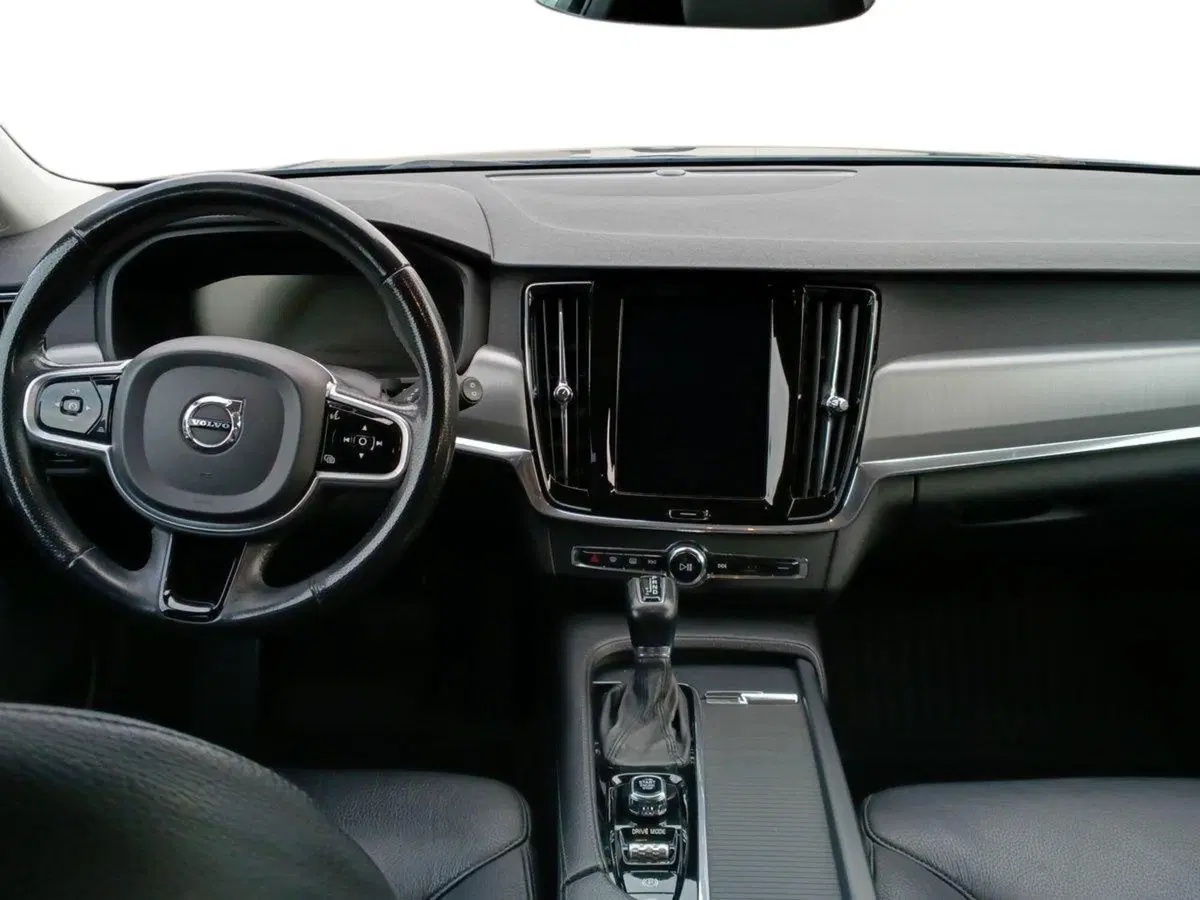Volvo V90 usata a Parma (10)