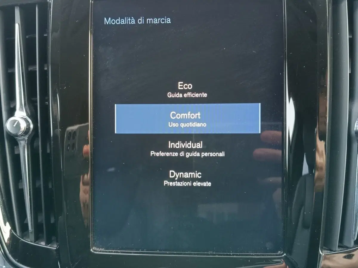 Volvo V90 usata a Parma (14)