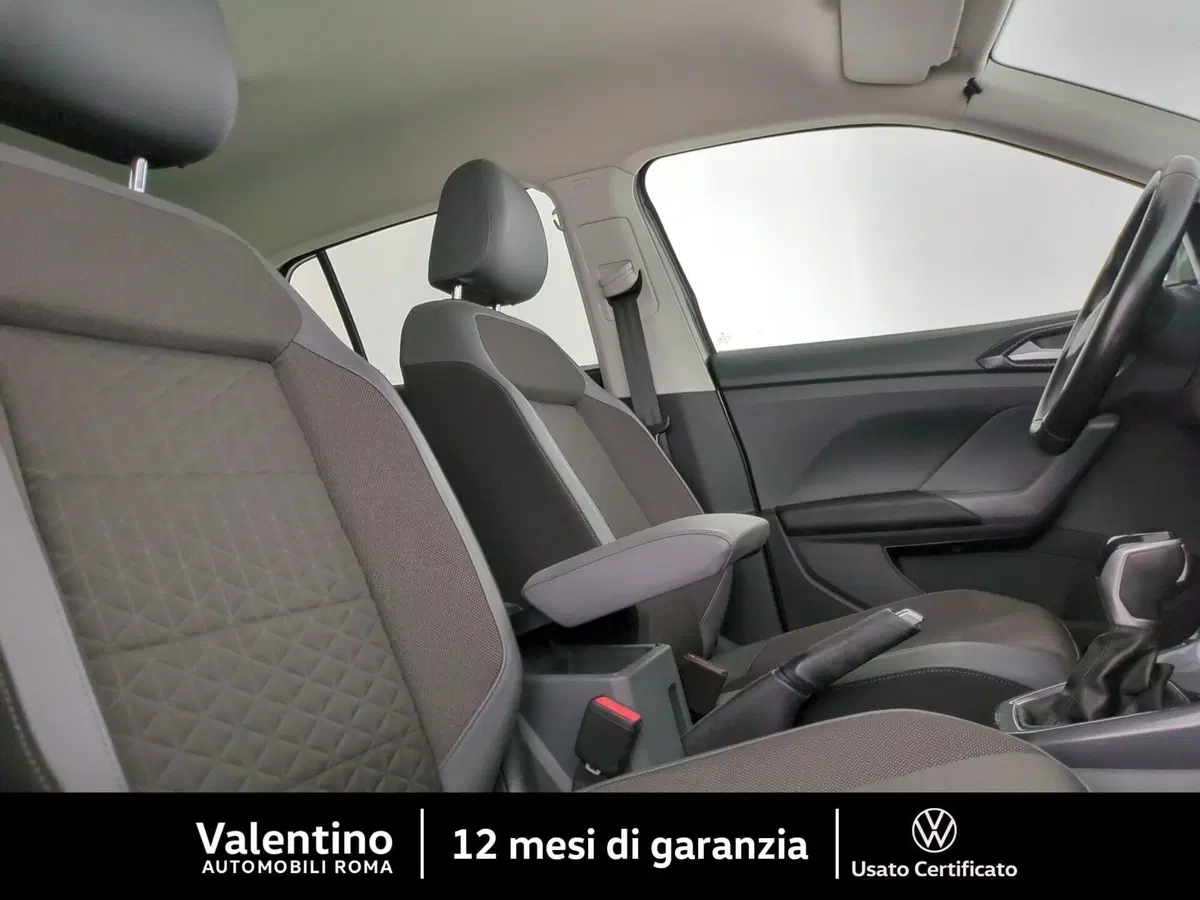 Volkswagen T-Cross usata a Roma (12)