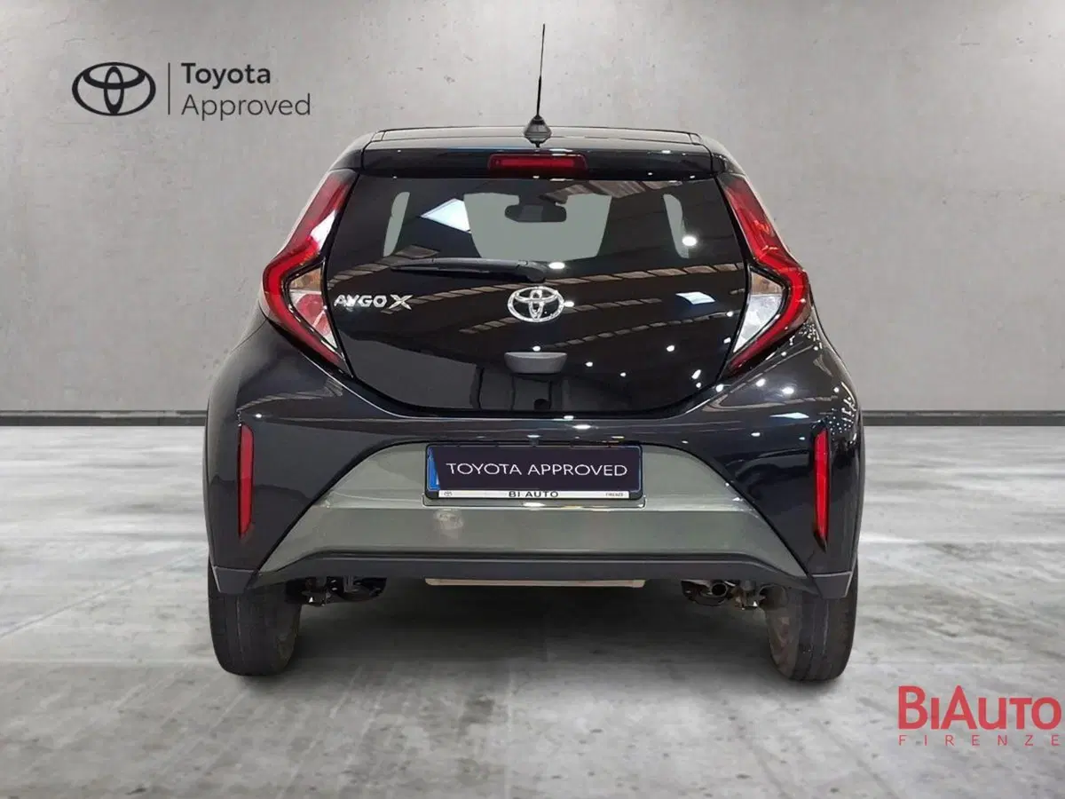 Toyota Aygo X usata a Firenze (12)
