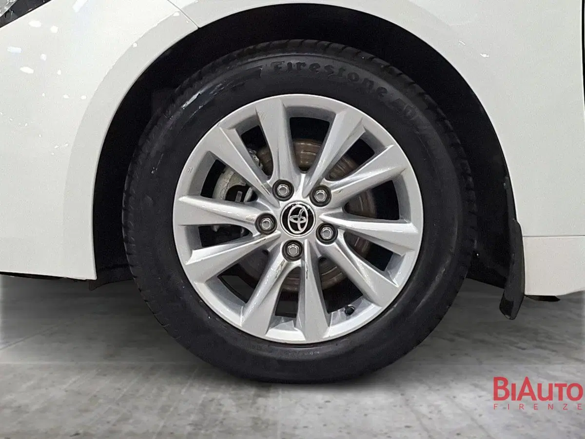 Toyota Corolla Touring Sports usata a Firenze (14)