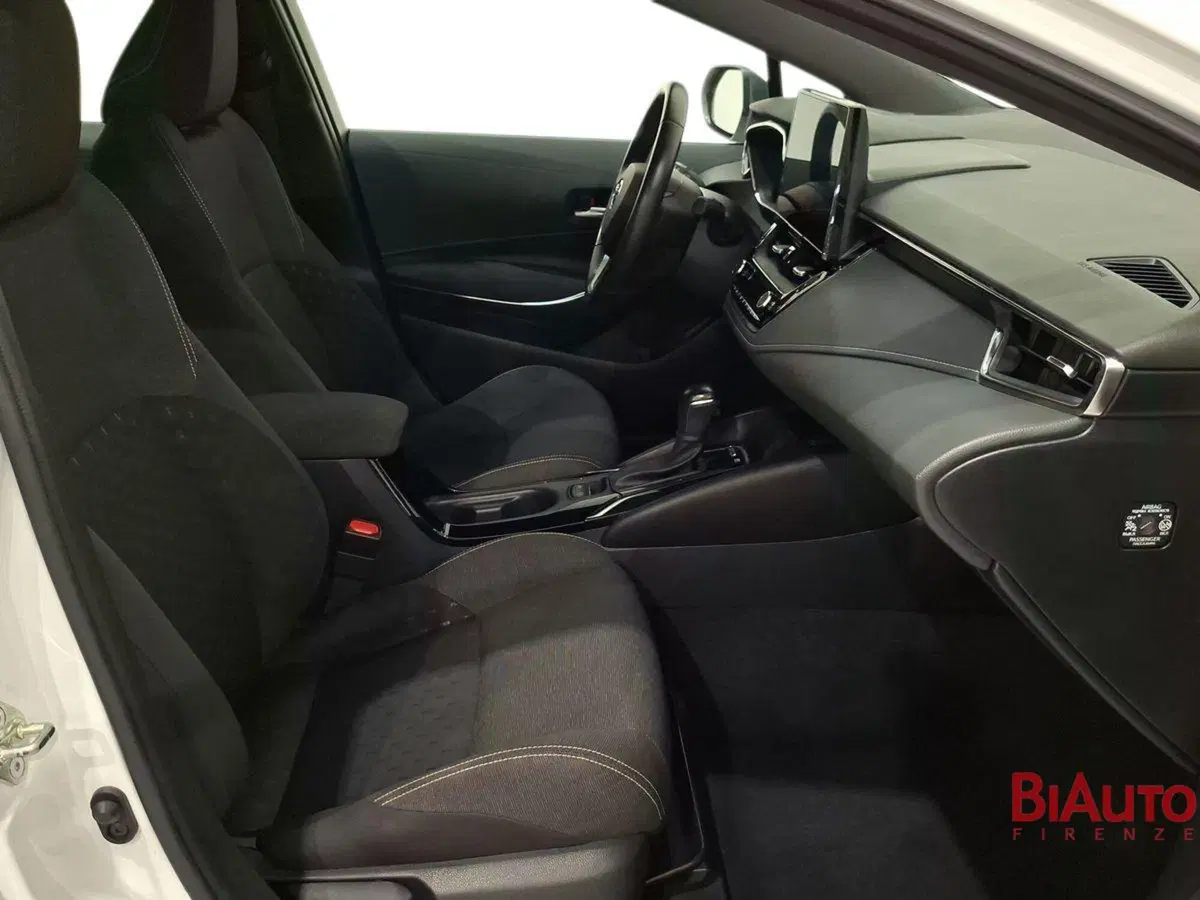 Toyota Corolla Touring Sports usata a Firenze (18)