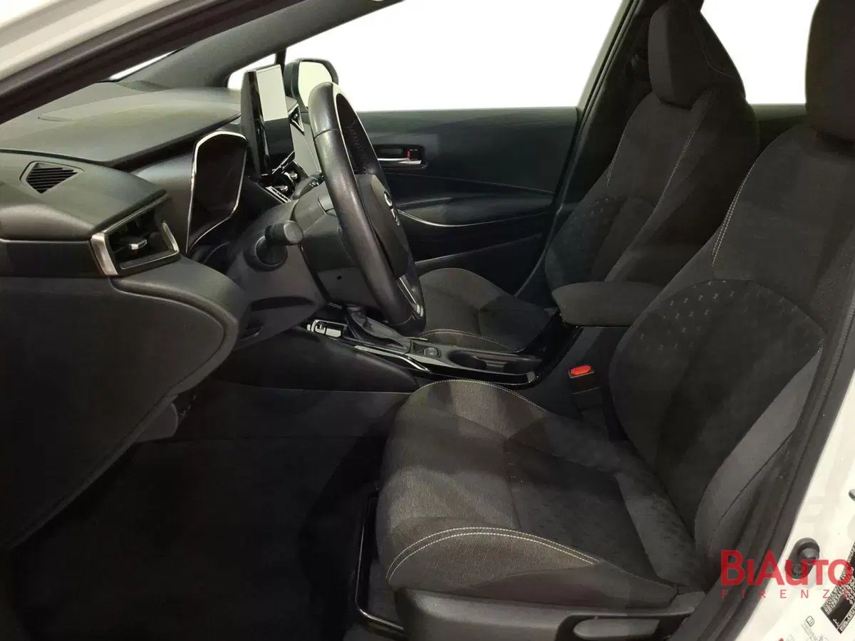 Toyota Corolla Touring Sports usata a Firenze (19)