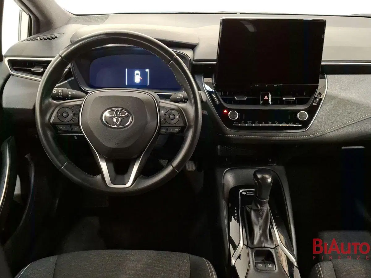 Toyota Corolla Touring Sports usata a Firenze (8)