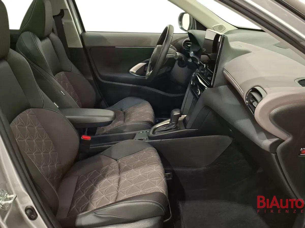 Toyota Yaris Cross usata a Firenze (17)
