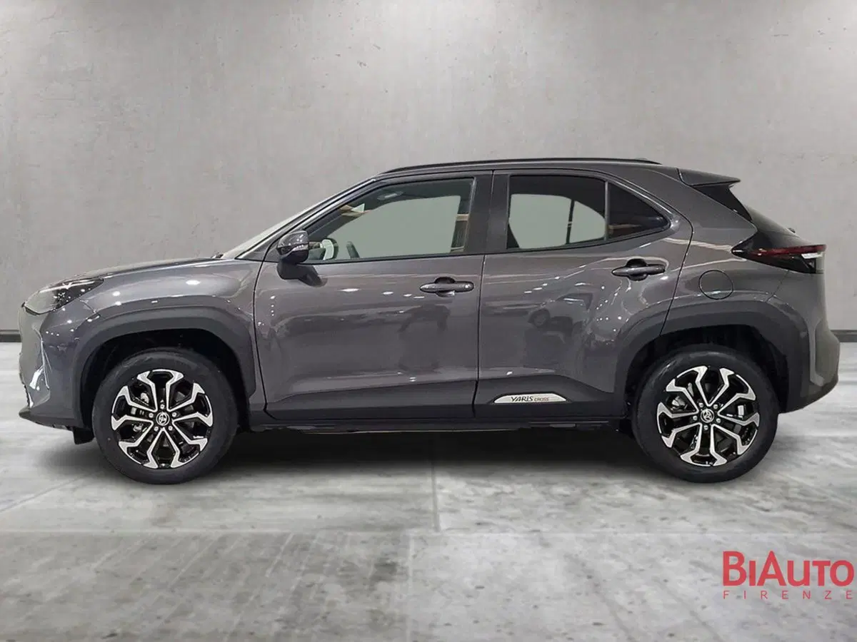 Toyota Yaris Cross nuova a Firenze (2)