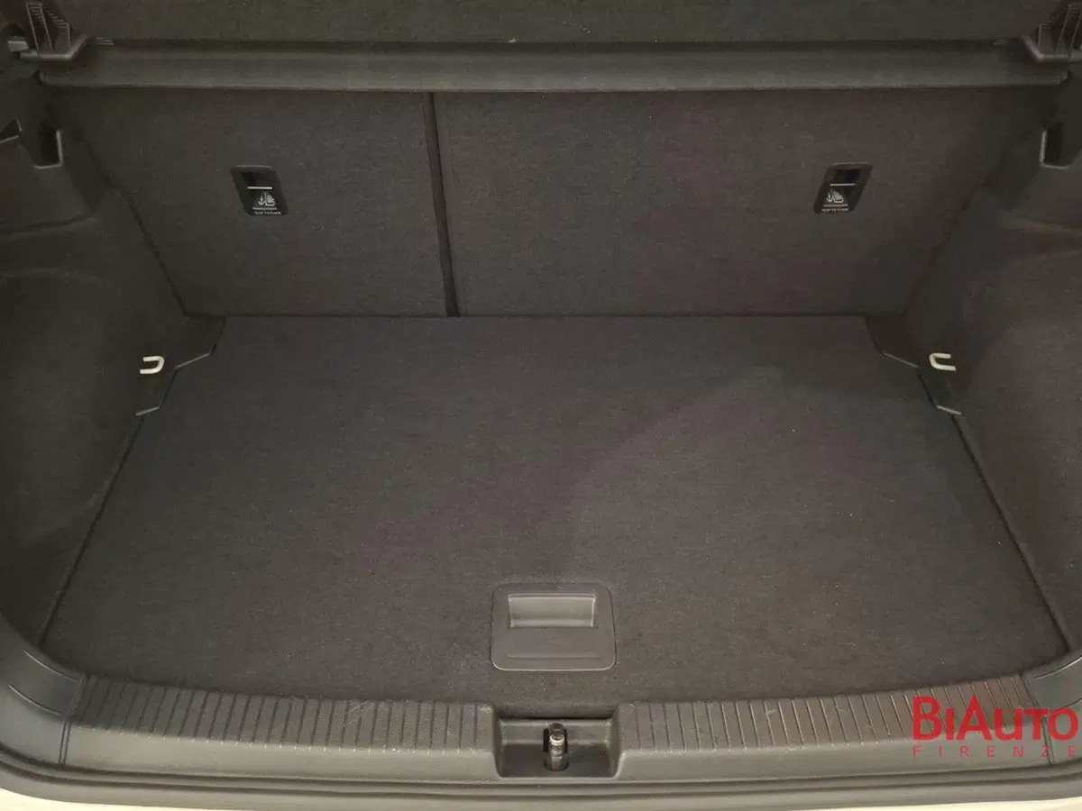 Volkswagen T-Cross usata a Firenze (5)