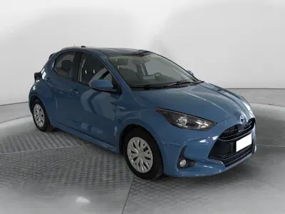 Toyota Yaris Cross 1.5h GR Sport Black Sky fwd 116cv e-cvt del 2020 usata a Ponsacco