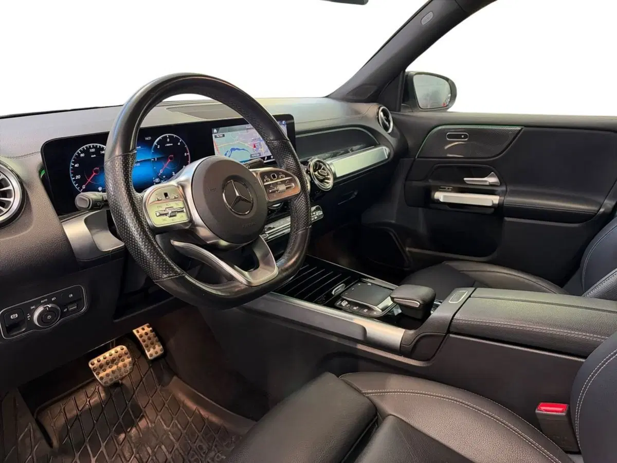 Mercedes-Benz GLB usata a Rimini (16)